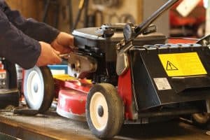 Read more about the article Prepare your mower for winter storage